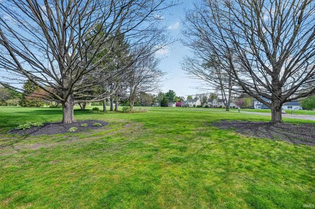 15610 Durham Way, Granger, IN 46530