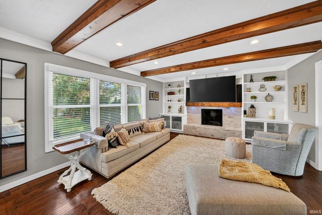 15610 Durham Way, Granger, IN 46530