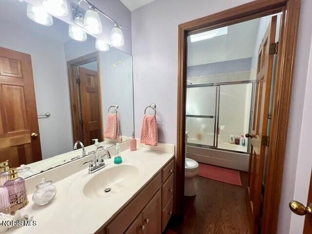 526 Kitlou Court, Holland, OH 43528