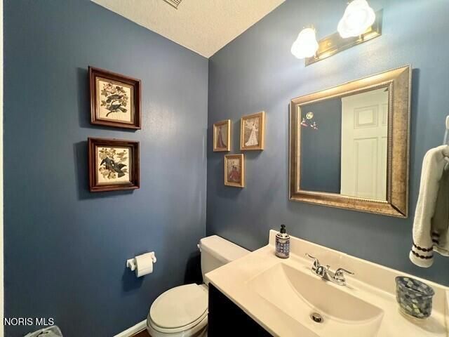 526 Kitlou Court, Holland, OH 43528