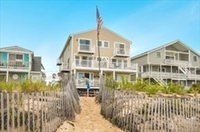 59 Atlantic Ave. 4, Salisbury, MA 01952