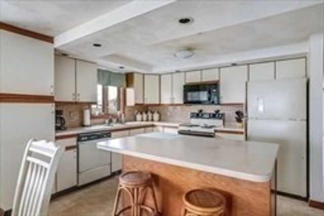 59 Atlantic Ave. 4, Salisbury, MA 01952