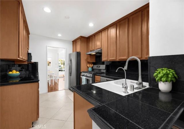 12230 Dunrobin, Downey, CA 90242