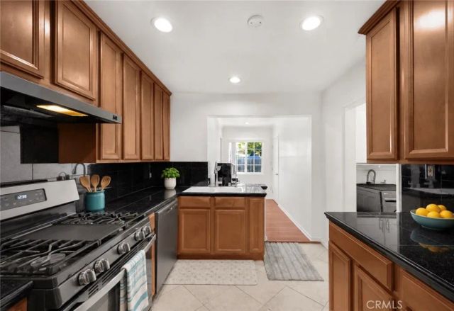 12230 Dunrobin, Downey, CA 90242