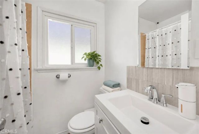 12230 Dunrobin, Downey, CA 90242