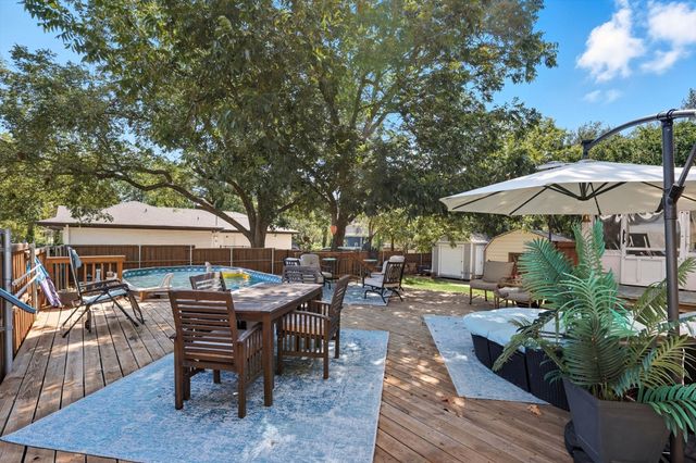 300 E Main Street, Whitesboro, TX 76273