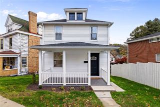 27 Oakwood Rd, Banksville/westwood, PA 15205