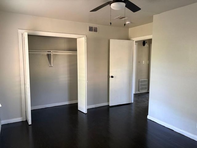 5782 Belcrest Street, Houston, TX 77033