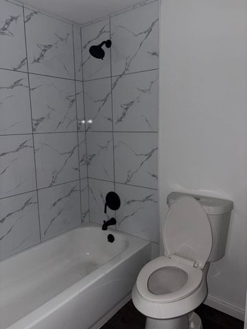 5782 Belcrest Street, Houston, TX 77033