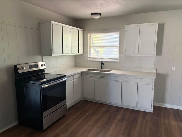 5782 Belcrest Street, Houston, TX 77033