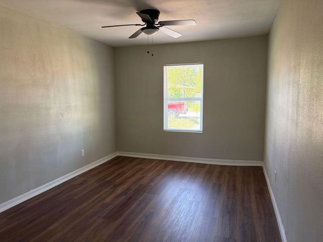 5782 Belcrest Street, Houston, TX 77033