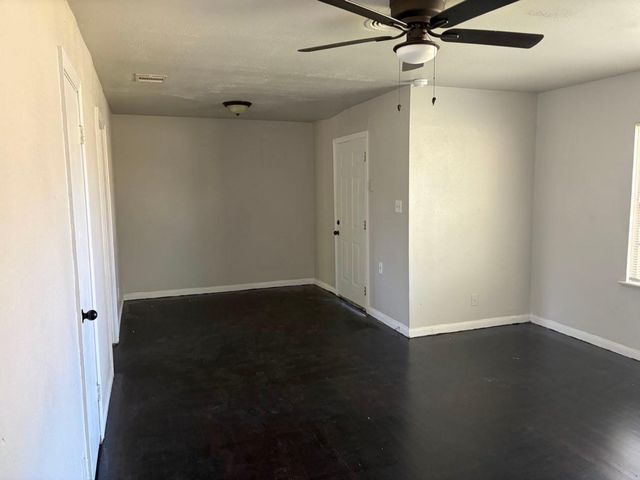 5782 Belcrest Street, Houston, TX 77033