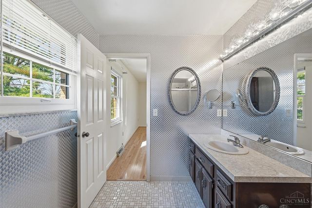 7999 Dimmick Road, West Chester, OH 45241