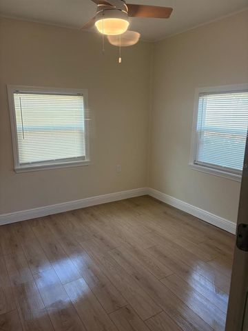 304 MOUNT PLEASANT ROAD, Nokomis, FL 34275