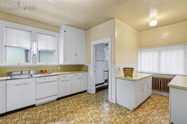 1911 N Nevada Avenue, Colorado Springs, CO 80907