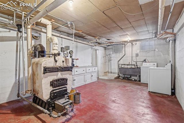 1911 N Nevada Avenue, Colorado Springs, CO 80907