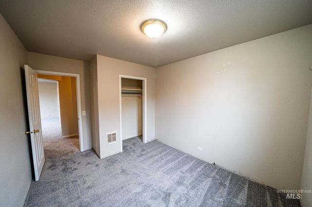 710 S D Street, Grangeville, ID 83530