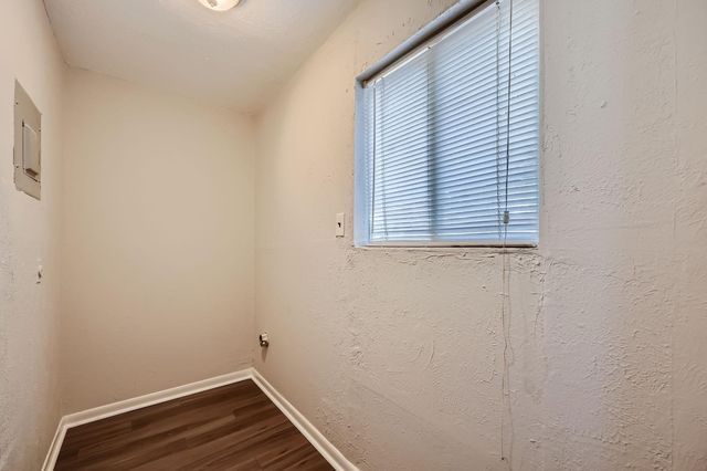 1018 S Murray Street, Mckinney, TX 75069