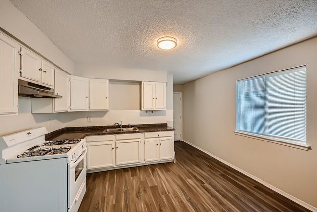 1018 S Murray Street, Mckinney, TX 75069