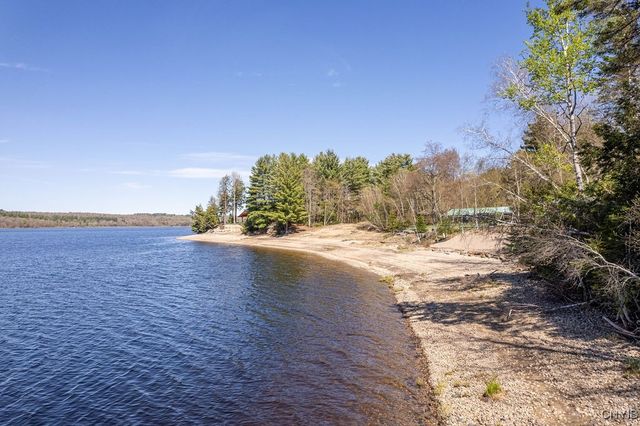 481 Brady Beach Road, Russia, NY 13324