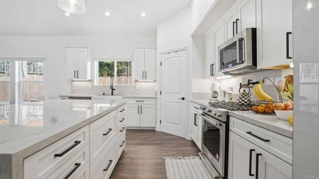 9391 Los Coches Road, Lakeside, CA 92040