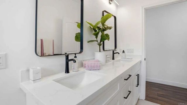 9391 Los Coches Road, Lakeside, CA 92040