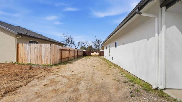 9391 Los Coches Road, Lakeside, CA 92040