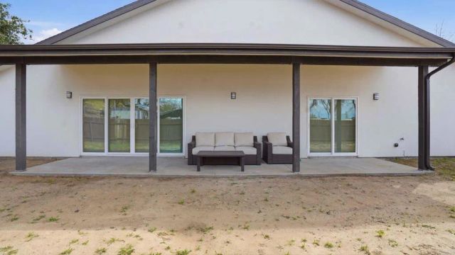 9391 Los Coches Road, Lakeside, CA 92040