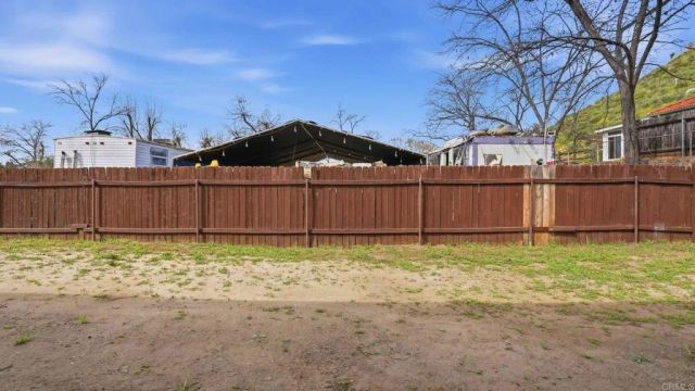 9391 Los Coches Road, Lakeside, CA 92040