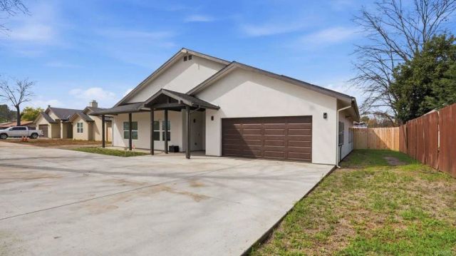 9391 Los Coches Road, Lakeside, CA 92040