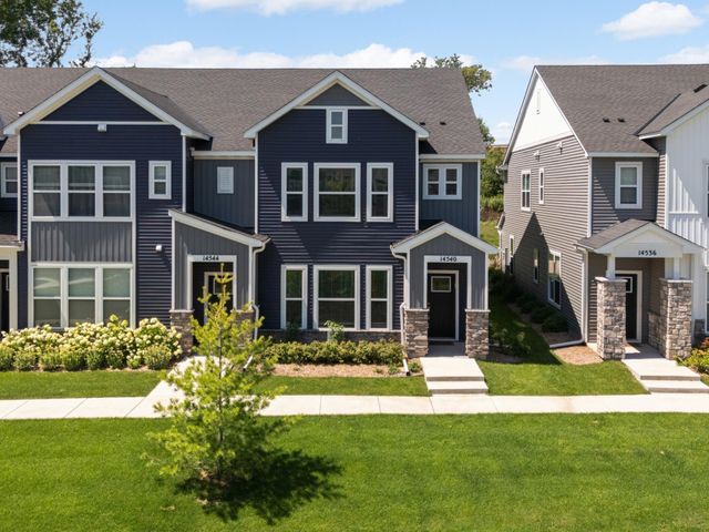 14540 Twin Lakes Circle, Burnsville, MN 55306