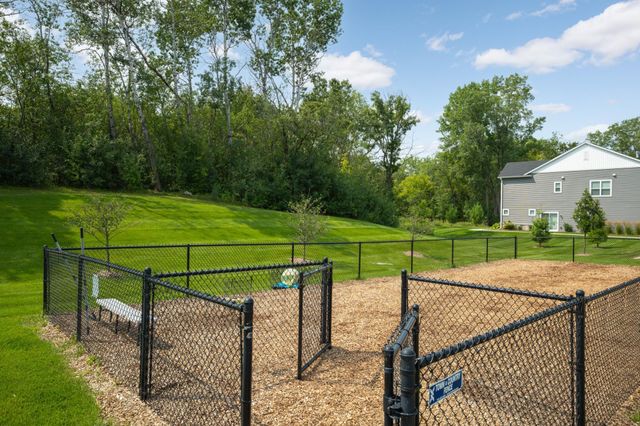 14540 Twin Lakes Circle, Burnsville, MN 55306