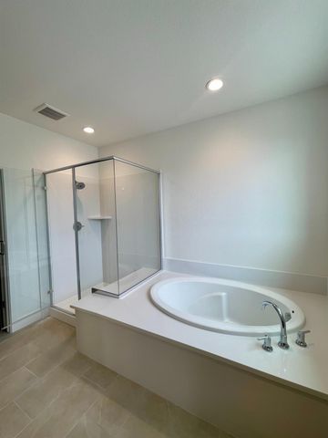 9097 Black Opal Cir, Roseville, CA 95747