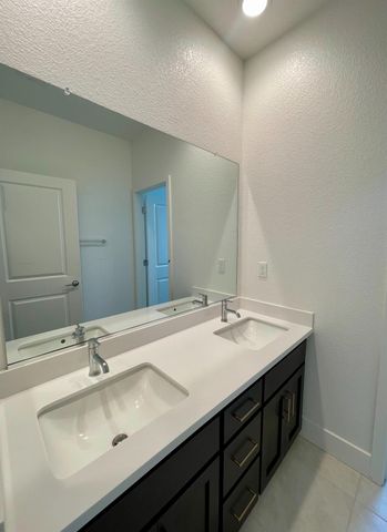 9097 Black Opal Cir, Roseville, CA 95747
