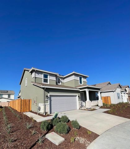 9097 Black Opal Cir, Roseville, CA 95747