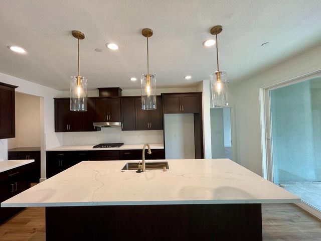 9097 Black Opal Cir, Roseville, CA 95747
