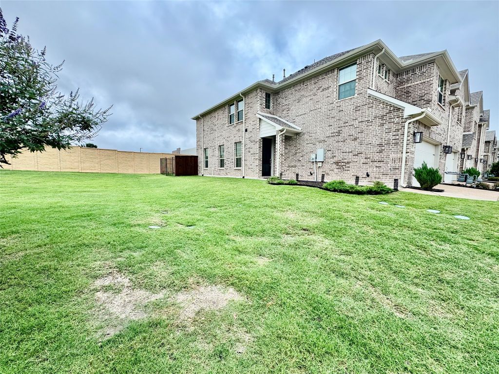 1045 Keswick Drive, Allen, TX 75002