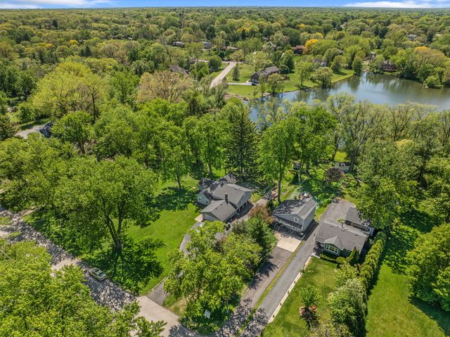52 Deerpath Road, Deer Park, IL 60010