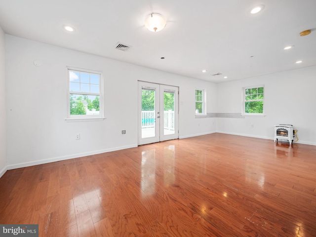 408 SUMMIT AVE, Fort Washington, PA 19034