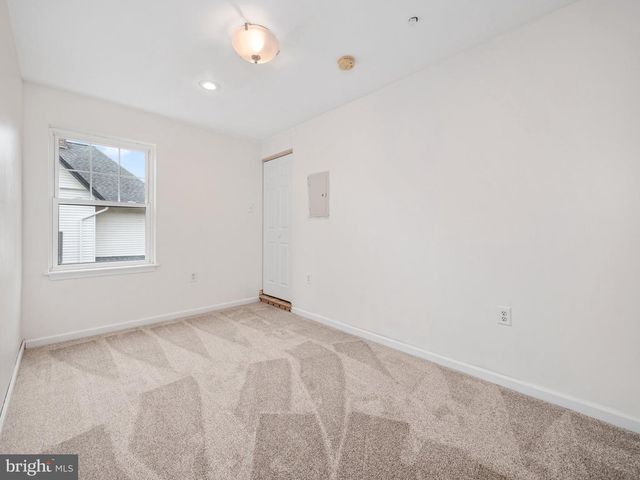 408 SUMMIT AVE, Fort Washington, PA 19034