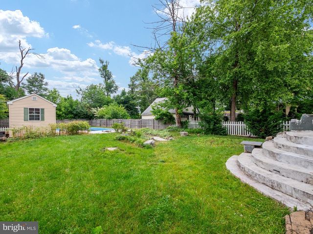 408 SUMMIT AVE, Fort Washington, PA 19034