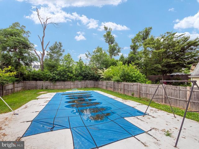 408 SUMMIT AVE, Fort Washington, PA 19034