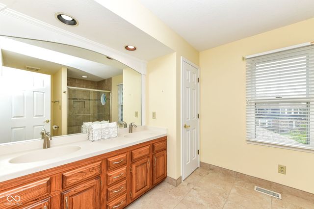 1001 Arrowwood Drive, Carmel, IN 46033