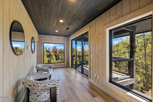 741 Chestnut Drive, Gatlinburg, TN 37738