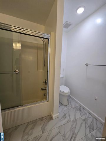 18 Linwood Avenue T008, Cresskill, NJ 07626
