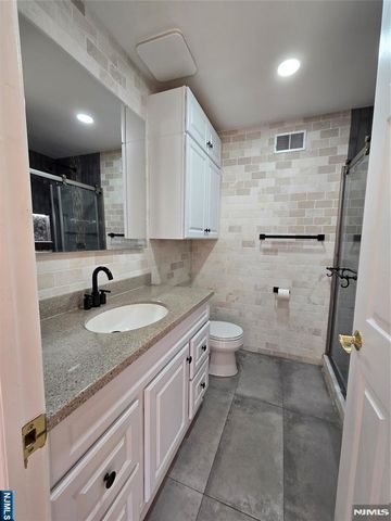18 Linwood Avenue T008, Cresskill, NJ 07626
