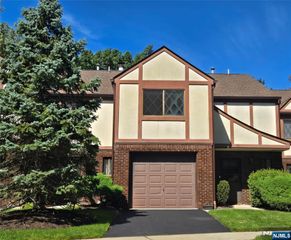 18 Linwood Avenue T008, Cresskill, NJ 07626