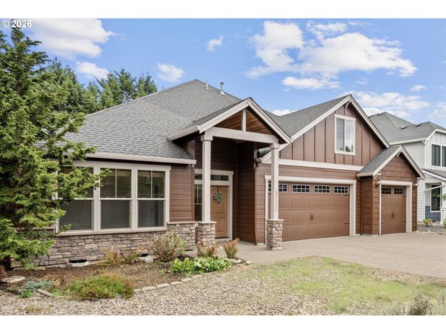 15930 AMES St, Oregon City, OR 97045