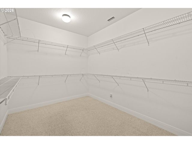 15930 AMES St, Oregon City, OR 97045