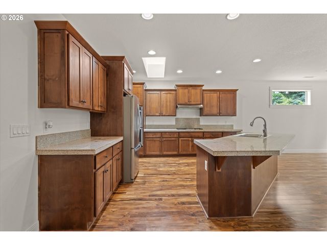 15930 AMES St, Oregon City, OR 97045
